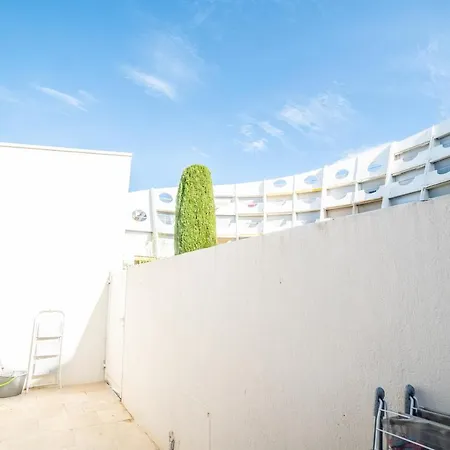 Sunny Clim Acces Parking Famille - Topprosconciergerie