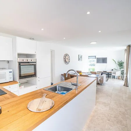 Sunny Clim Acces Parking Famille - Topprosconciergerie Apartment *