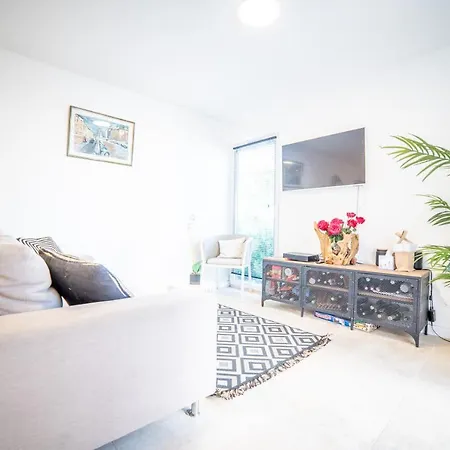 Sunny Clim Acces Parking Famille - Topprosconciergerie La Grande Motte