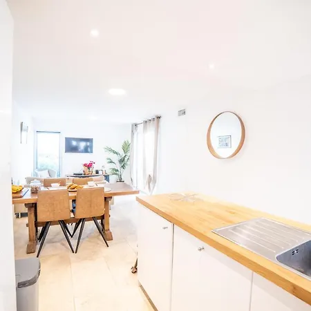 Sunny Clim Acces Parking Famille - Topprosconciergerie * La Grande Motte